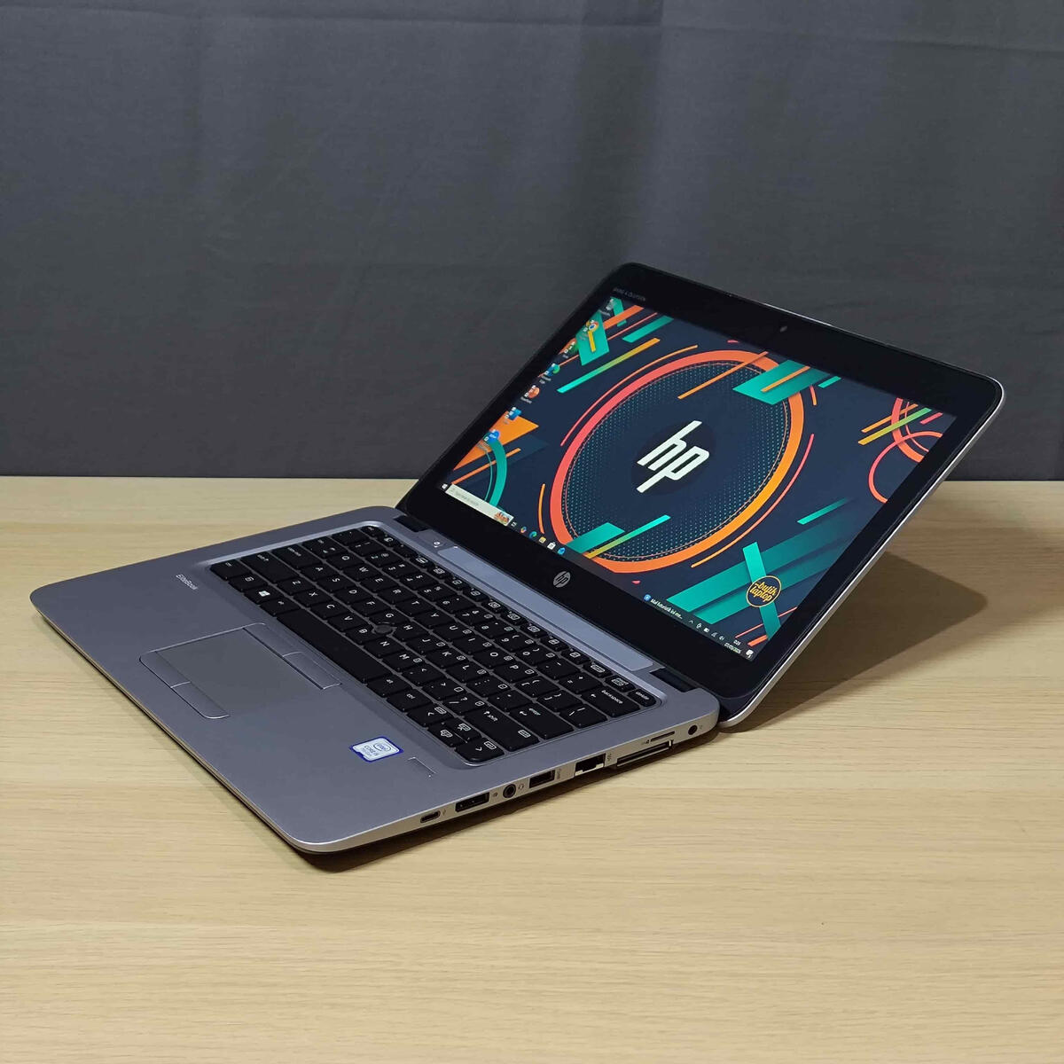 HP 840 G4 Flex Flat HP 840 G4 Flex Flat Butik Laptop